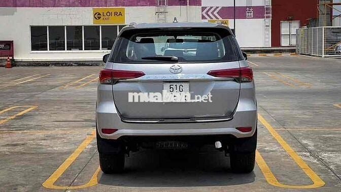 Toyota Fortuner 2017 AT 2.7V Bạc 74.000KM