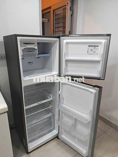 cho thuê gấp căn 2pn 1wc block D 75m2 13tr/th full nội thất như hình
