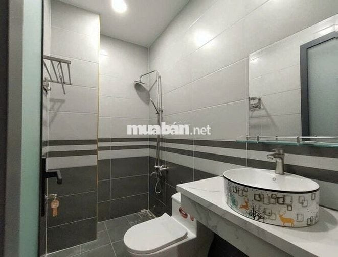 Cho thuê nhà góc 2MT 9B Đoàn Thị Điểm Phường 1, Q. Phú Nhuận