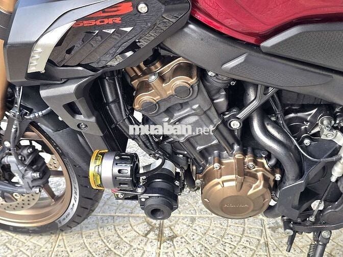 Cb650r(đồ chơi rất nhiều gần 20tr).Mua mới 2020