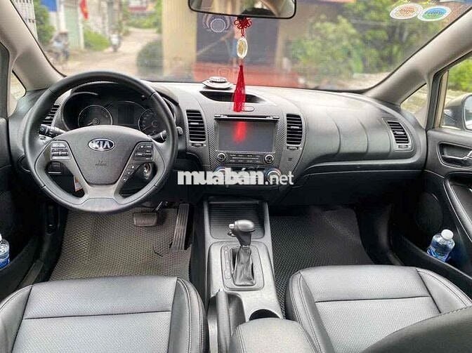 Kia K3 2015 Tự động Vàng cát