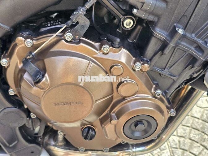 Cb650r(đồ chơi rất nhiều gần 20tr).Mua mới 2020