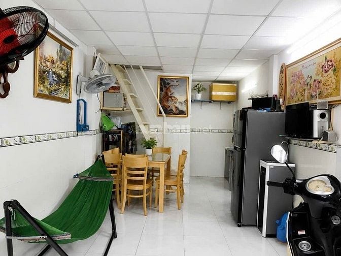 Bán gấp Nhà đẹp 2 Tầng 40m2sd hẻm 6m giáp QL1A gần Aeon Mall chỉ 1ty95