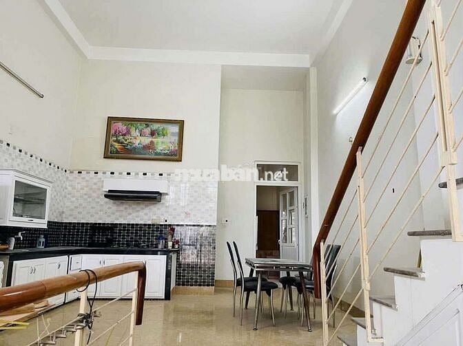 🇻🇳 CHO THUÊ NHÀ 3 TẦNG: NGÔ ĐỨC KẾ - 3 PHÒNG - 3WC - GARA - ĐỦ NỘI THẤT