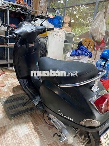 Vespa Piaggio Đen nhám