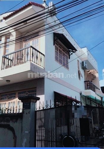 Nhà hẻm Bờ Bao Tân Thắng, sát Celadon City 