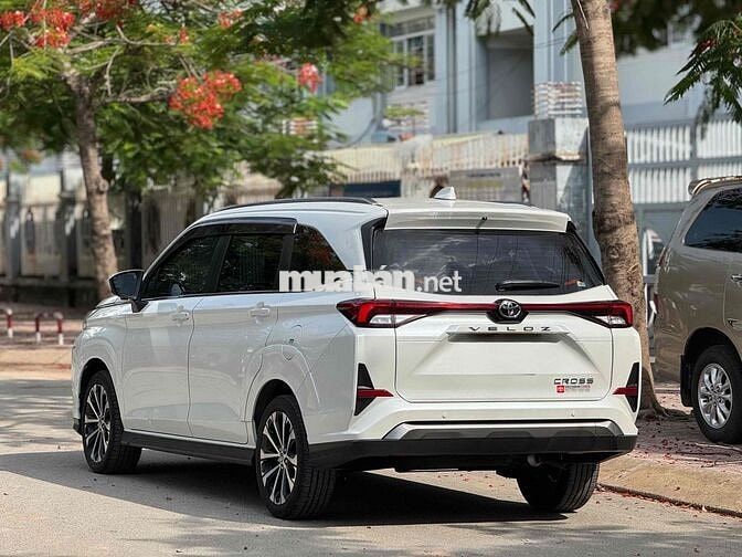 Bán Toyota Veloz Cross TOP 2023 hỗ trợ bank