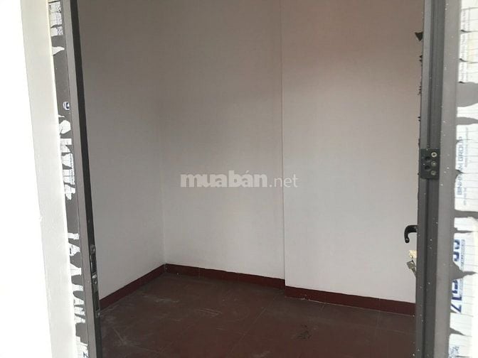 Bán nhà CC ngõ phố Ngô Gia Tự 32m2 x 5 T Dân xây .Giá 6,3 tỷ