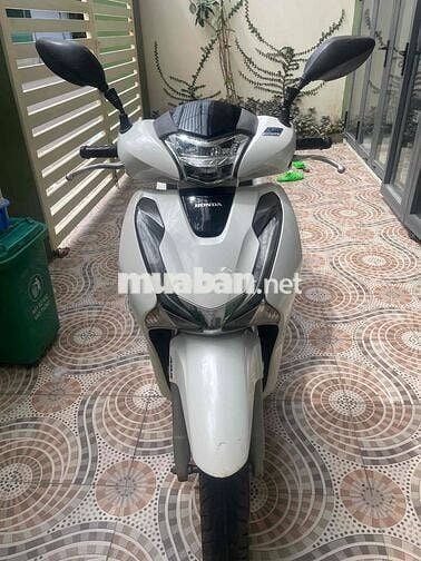 Honda SH125i CBS 2018 Trắng Tự động