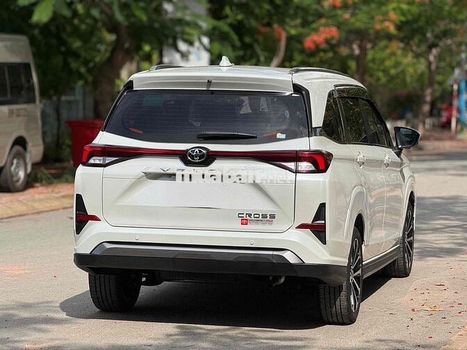 Bán Toyota Veloz Cross TOP 2023 hỗ trợ bank