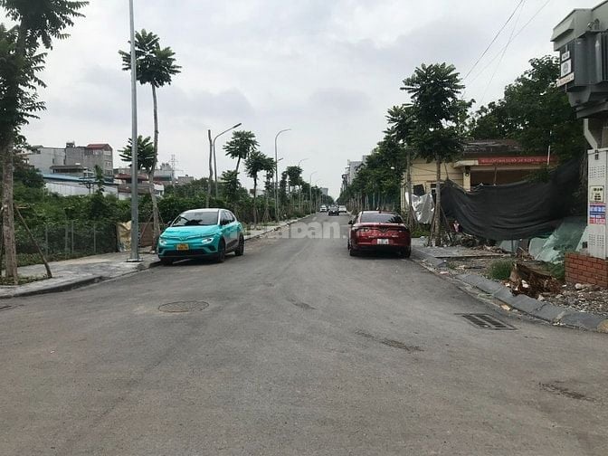 Bán nhà CC ngõ phố Ngô Gia Tự 32m2 x 5 T Dân xây .Giá 6,3 tỷ