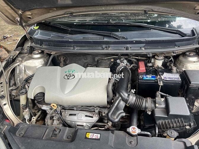 Toyota Vios E Bản đủ 7 túi khí Vàng cát