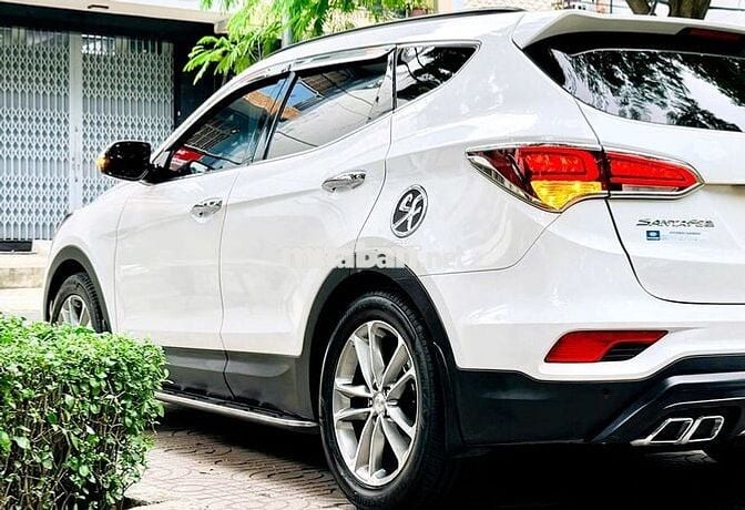 Hyundai Santafe 2018 2.4 4WD Limited Trắng