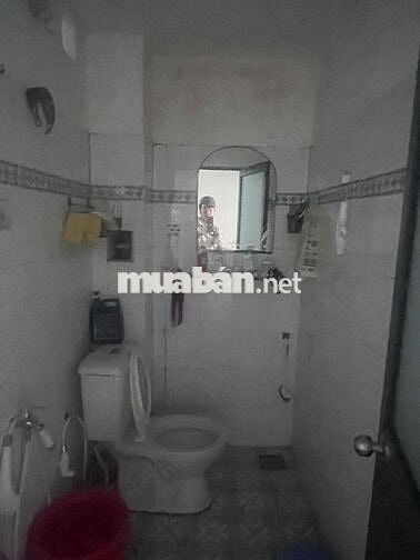 CHO THUÊ NHÀ MT 4 x 20 đúc 1 lầu 2 pn 2 wc nhà mới