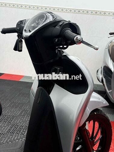 Honda AH Mode 2022 Bạc