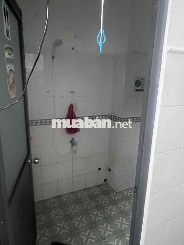 CHO THUÊ NHÀ MT 4 x 20 đúc 1 lầu 2 pn 2 wc nhà mới