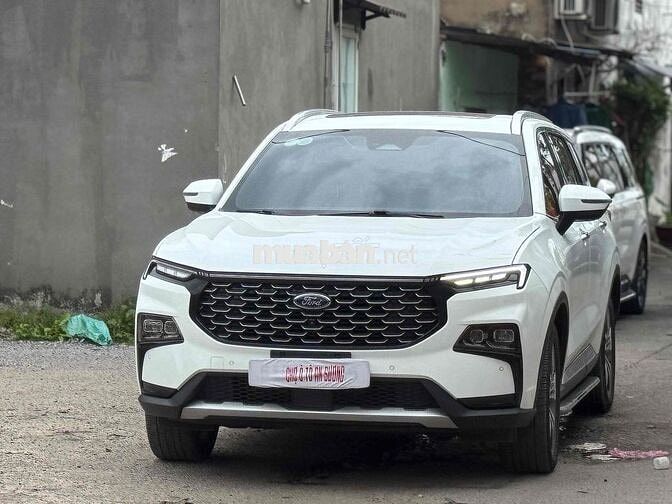 Bán Ford Territory Titanium X 2025 hỗ trợ bank