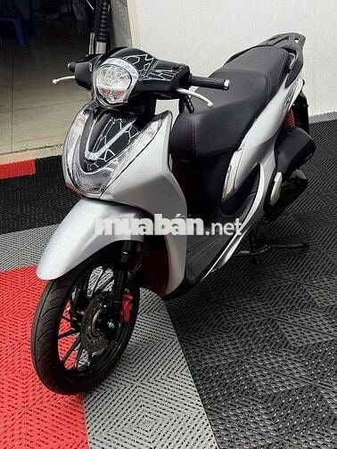 Honda AH Mode 2022 Bạc