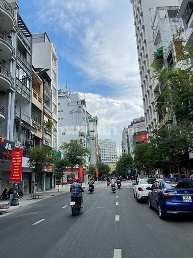 Căn Góc 3 MT - Thang Máy - 5 tầng - Số 1 Phan Văn Trường, Quận 1