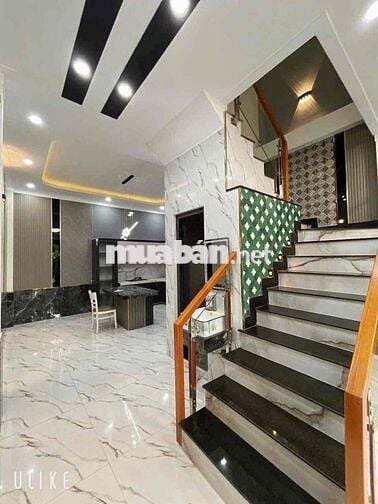 NGỘP BÁN GẤP NHÀ LẦU HẺM Ô TÔ LONG PHƯỚC