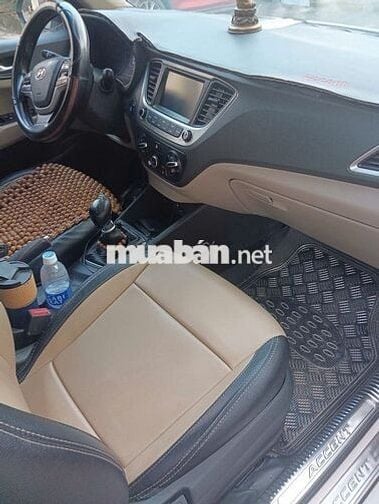Hyundai Accent 2018 MT Trắng 307000 km