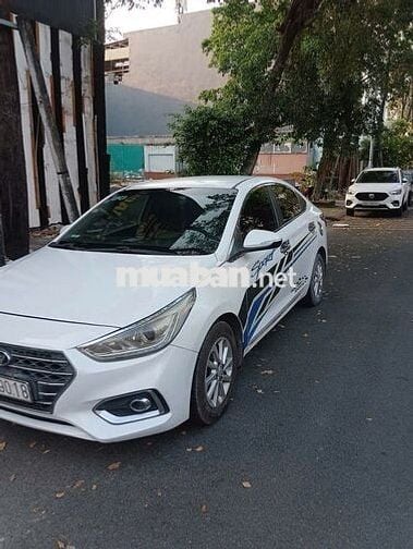 Hyundai Accent 2018 MT Trắng 307000 km