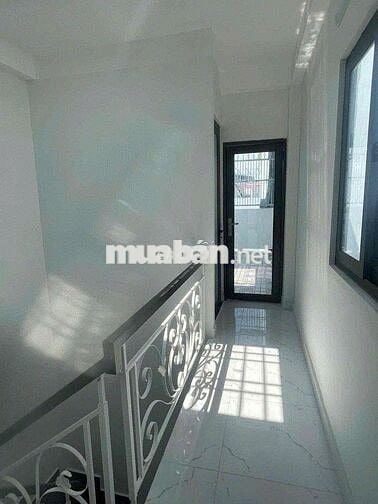 Mặt Tiền Bà Hom - Gần Chợ Phú Lâm.