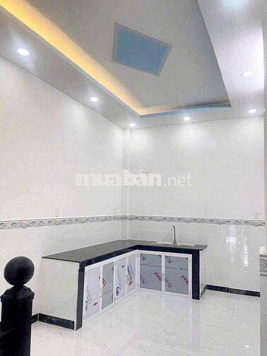 Mặt Tiền Bà Hom - Gần Chợ Phú Lâm.