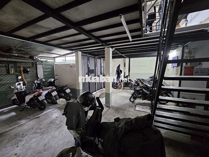 Phòng 1tr8 ở 2177/6 Huỳnh Tấn Phát, ngay kho B, Trường Lâm Văn Bền
