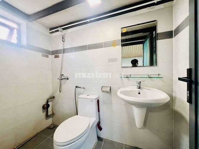 *** 1 PHÒNG DUPLEX RỘNG RÃI THOÁNG NGAY NGUYỄN VĂN LƯỢNG
