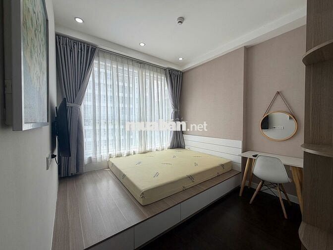 Cho thuê căn 2PN 70m2 - Golden Mansion (Phổ Quang) - hướng Nam mát mẻ