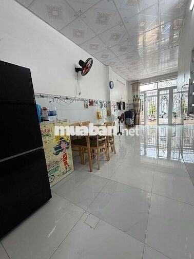 Chính chủ bán nhà ngay trung tâm TPVT 40m2 giá 890tr. Nhà Mới ở ngay