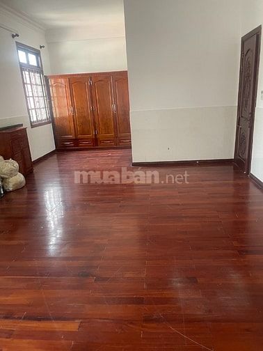 Cho thuê Biệt Thự gần sông , khí hậu mát mẻ 