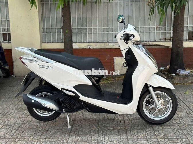 Honda Lead trắng 6/2026 bstp 9 nút