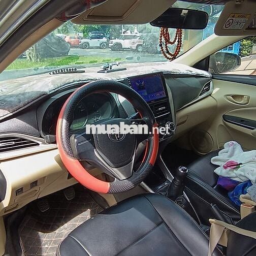 Bán Toyota Vios E MT 2018 (Form mới), odo 95k, Bạc