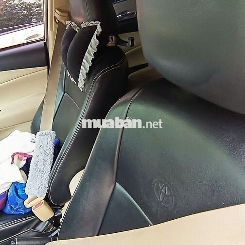 Bán Toyota Vios E MT 2018 (Form mới), odo 95k, Bạc