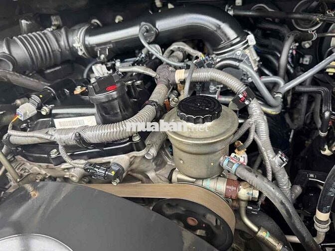 Toyota Innova 2.0G 2019 Số tự động Nâu vàng