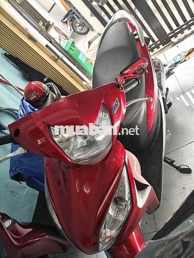 Honda Vision 2011 màu Đỏ