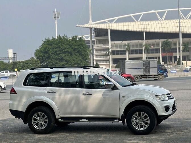 Mitsubishi Pajero Sport 2016 Dầu Số sàn Trắng