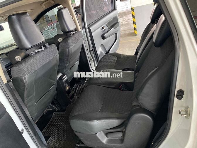 Suzuki XL7 2022 Trắng 1.5L 7 chỗ