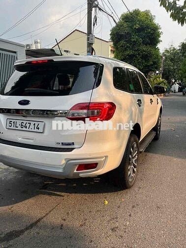 Ford Everest 2022 Trắng 35.000 km Thái Lan