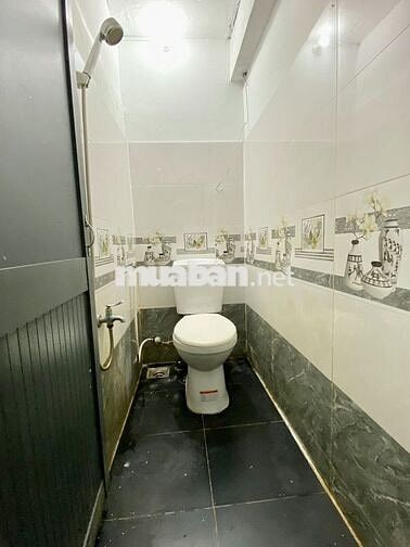 Phòng trọ lầu 1, kể bếp, wc riêng, ngay cityland center hill