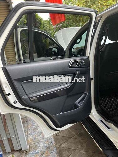 Ford Everest 2022 Trắng 35.000 km Thái Lan