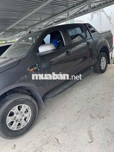 Ford Ranger XLS 2017 Số tự động Xám