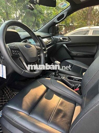 Ford Everest 2022 Trắng 35.000 km Thái Lan