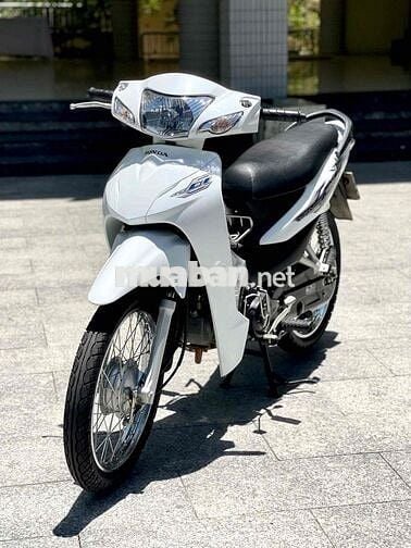 Honda Wave 2023 Trắng 5000 km