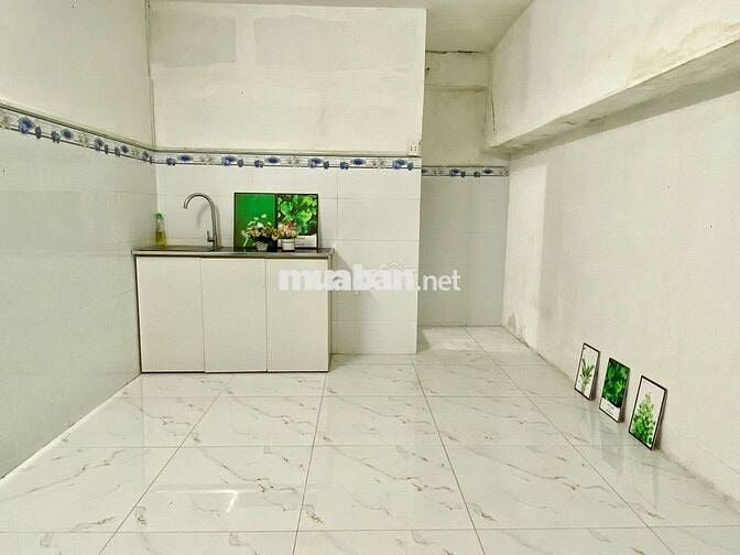 Phòng trọ lầu 1, kể bếp, wc riêng, ngay cityland center hill