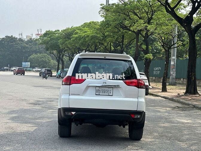 Mitsubishi Pajero Sport 2016 Dầu Số sàn Trắng