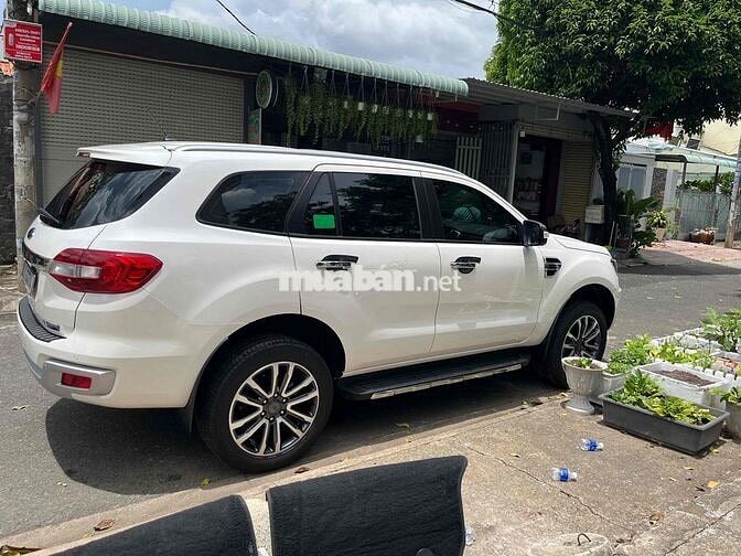 Ford Everest 2022 Trắng 35.000 km Thái Lan