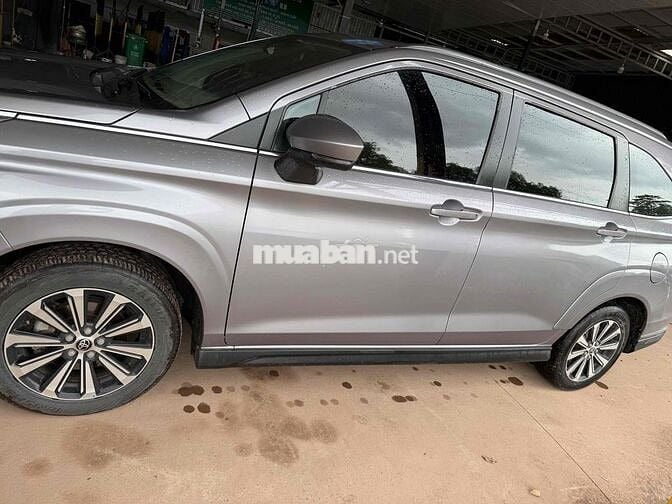 Toyota Veloz Cross 7 chỗ Xám 176.742 km